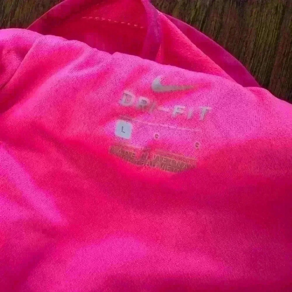 Kids Nike Shorts - Picture 3 of 3